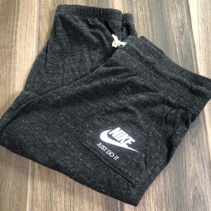 Girls Nike Crop Joggers
